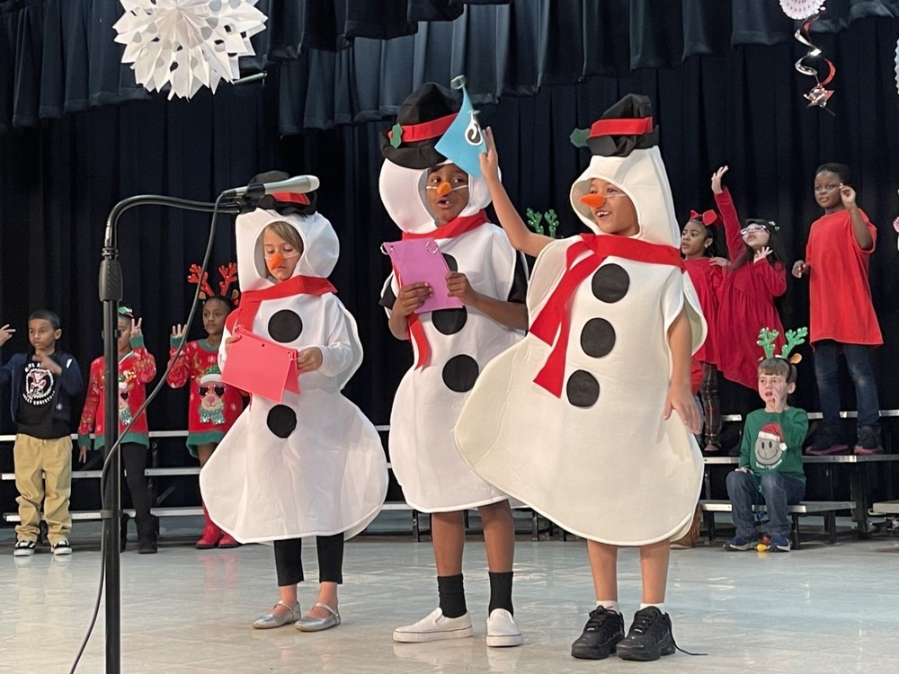 1st Grade Performs Santa's Lost His Hat